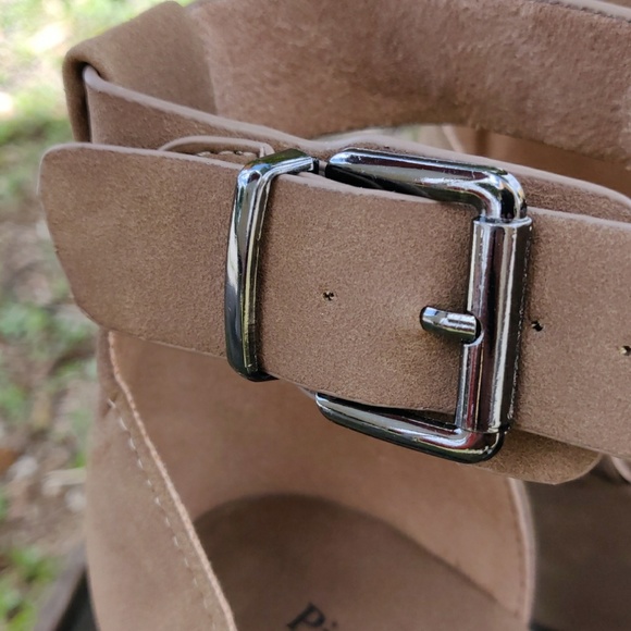 Womens Wedge Sandals Taupe w/ Ankle Straps - Picture 6 of 8